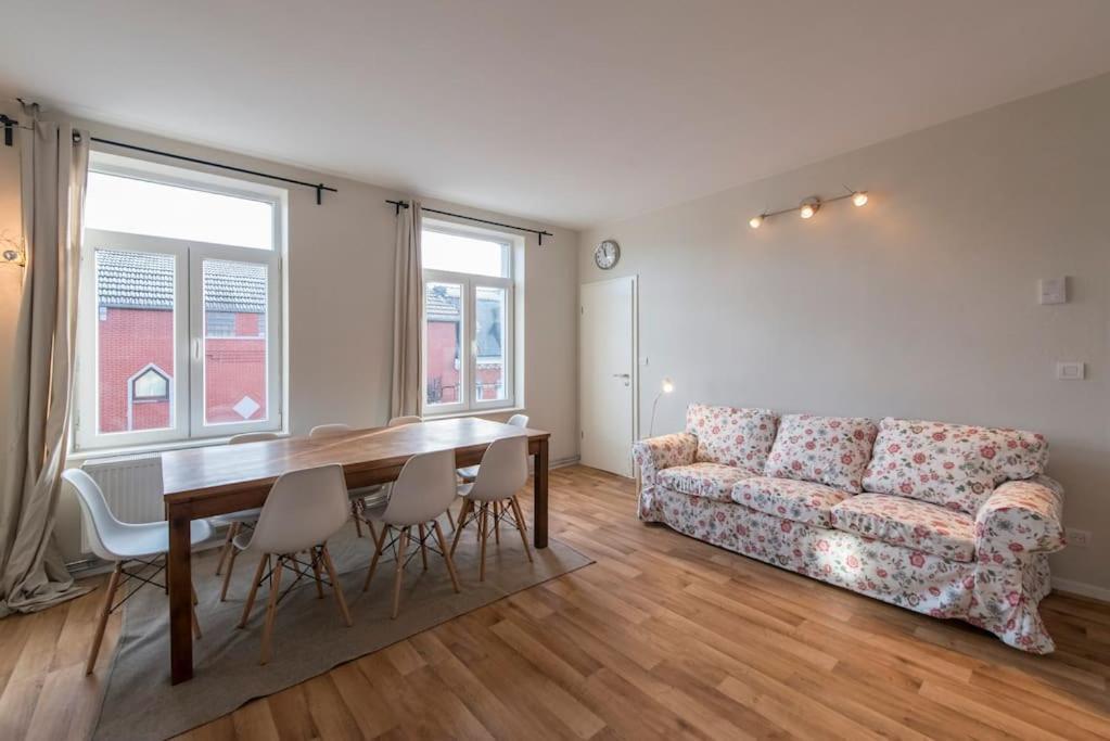 Appartement 4 Chambres A リエージュ エクステリア 写真