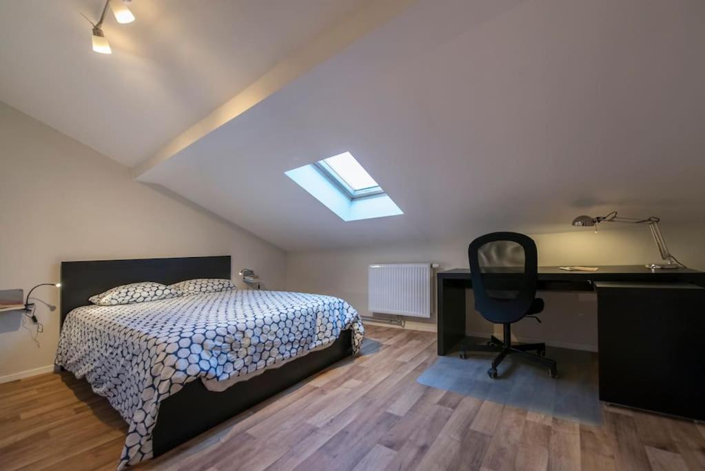 Appartement 4 Chambres A リエージュ エクステリア 写真